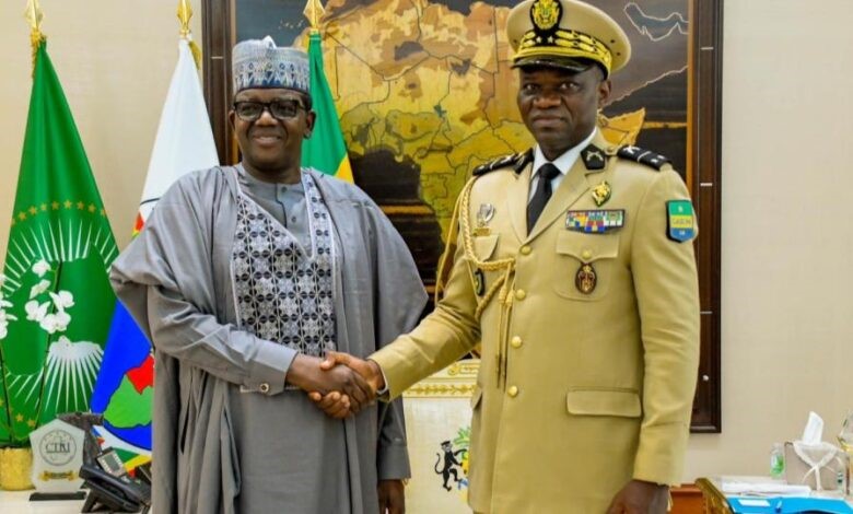 GABON -NIGERIA : Le Gabon et le Nigeria revisitent leur coopération militaire.; Credit: 