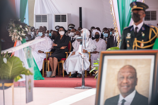 GABON / COTE D’IVOIRE: Le Premier Ministre présente à la cérémonie d’hommage à la Nation ivoirienne
