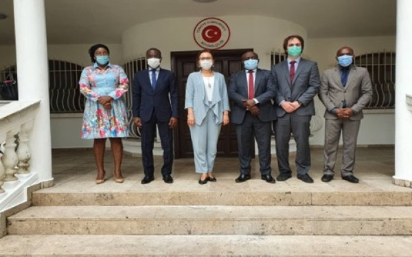 GABON – TURQUIE: L’examen du micro projet de plantation de cacao