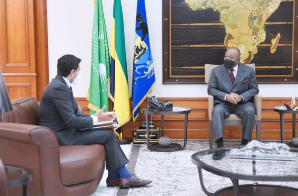 GABON – FMI: le Représentant résident reçu au palais du bord de mer.
