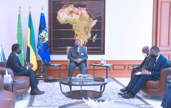 GABON-GUINEE EQUATORIALE : Les adieux de l’Ambassadeur Ndong Edu Nchama