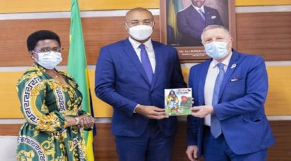 GABON-APF : Le Ministre de la Santé reçoit le SG de l’APF.