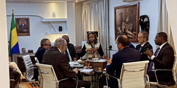 GABON -MAROC : Michaël Moussa ADAMO reçoit l’ambassadeur du Royaume du Maroc.
