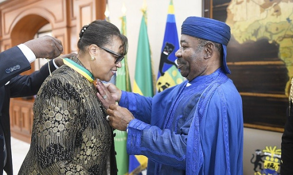 GABON-COMMONWEALTH : Patricia Scotland élevée au rang de Commandeur de l’ordre national du Mérite gabonais.