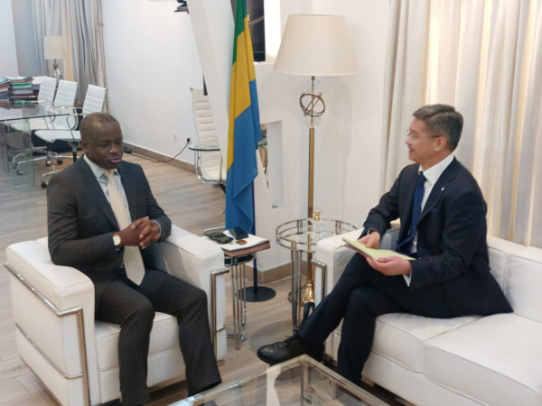 GABON-CHINE : L’Ambassadeur de Chine en audience chez le Ministre des Affaires Etrangères