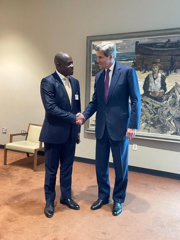 GABON-NATIONS UNIES : Hermann IMMONGAULT devise avec John KERRY