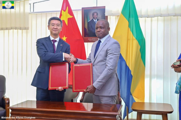 GABON- CHINE: Remise de don au Ministère des Affaires Etrangères