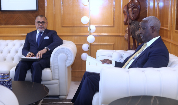 GABON-BAD : Raymond NDONG SIMA s’entretient avec les responsables de la BAD