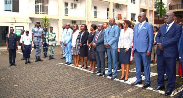 GABON -DIPLOMATIE : Levée des Couleurs au Ministère des Affaires Étrangères.