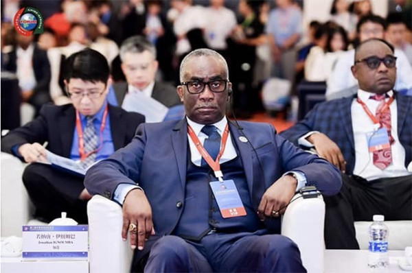 GABON -DIPLOMATIE : Le Ministre de l’agriculture représente le Gabon au Forum de Sanya.