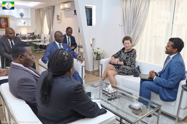 GABON-ETATS-UNIS : La Chargée d’Affaires de l’Ambassade des Etats-Unis reçue par le Ministre des Affaires Etrangères