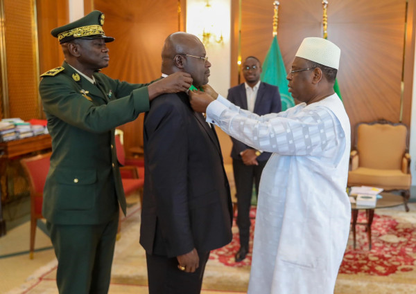 GABON-SENEGAL : L’Ambassadeur Extraordinaire et Plénipotentiaire du Gabon fait ses adieux au Président Macky SALL