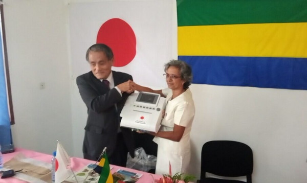 GABON-JAPON	: L’Ambassade du Japon offre un don d’équipement médicaux aux centres de santé maternelle et infantile de Libreville