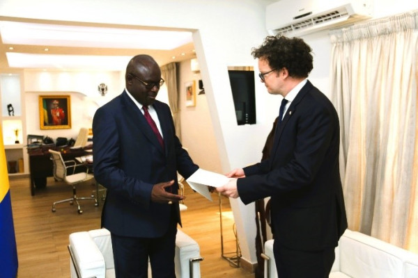 GABON – DIPLOMATIE : Audiences au Ministère des Affaires Étrangères.