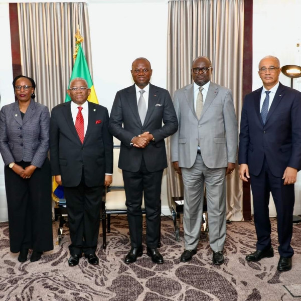 GABON-DIPLOMATIE: Le Secrétaire Général de l’OEACP et les Ambassadeurs d’Afrique Centrale de l’Organisation des Etats d’Afrique, des Caraïbes et du Pacifique reçus par le Président de la Transition
