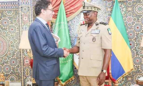 GABON-FRANCE : L’Ambassadeur de France reçu au palais Rénovation