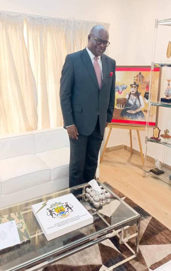 GABON-DIPLOMATIE : Le Ministre des Affaires Etrangères reçoit les Copies figurées des Lettres de Créances de trois nouveaux Ambassadeurs accrédités au Gabon