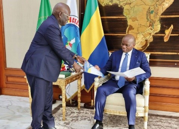 DIPLOMATIE : Le Gabon distingué pour son engagement en faveur de l’intégration africaine