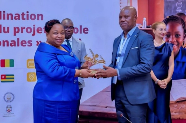 DIPLOMATIE CULTURELLE : Le Gabon distingué à Dakar et résolu à renforcer leur intégration dans le système éducatif.