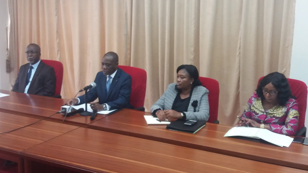 Rencontre du Ministre des Affaires Etrangères avec le personnel
